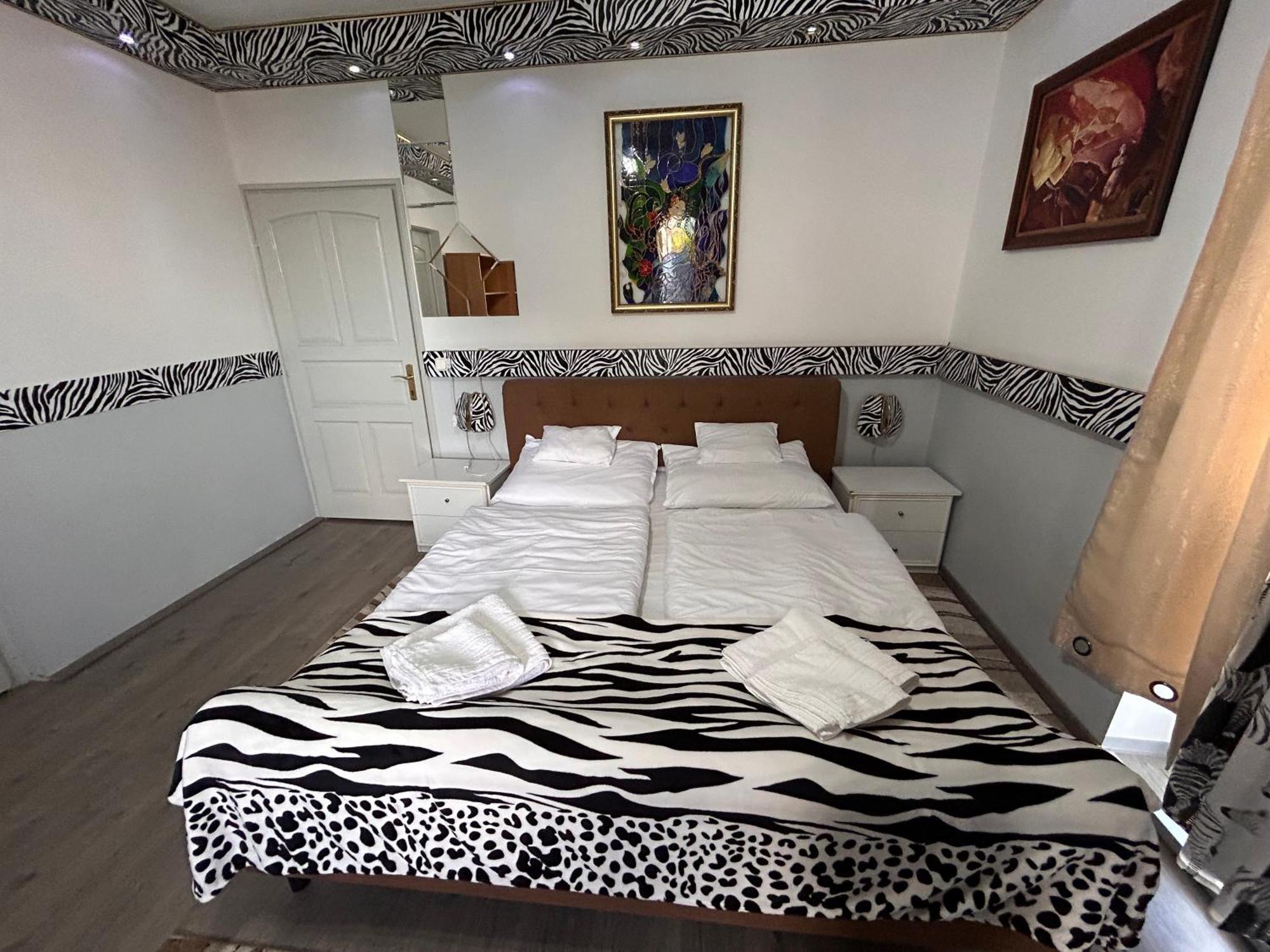 Heviz Kristaly Apartman Exterior photo